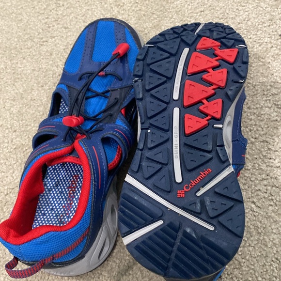 Columbia water shoes - Picture 3 of 6